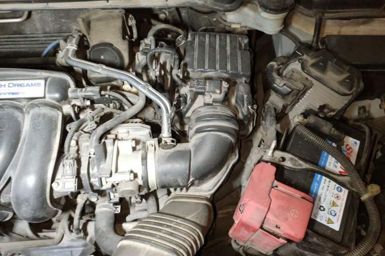 Used Honda Fit 2014 1.5L SE CVT Fashion Model Engine Bay Left
