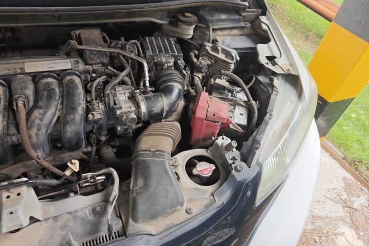 Used Honda Fit 2014 1.5L LX CVT Comfort Model Engine Bay Left