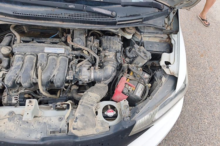 Used Honda Fit 2014 1.5L LX CVT Comfort Model Engine Bay Left