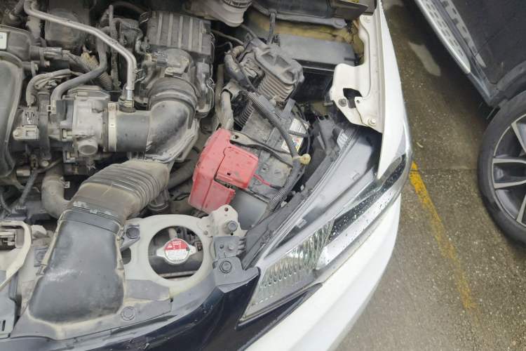 Used Honda Fit 2014 1.5L LX CVT Comfort Model Engine Bay Left