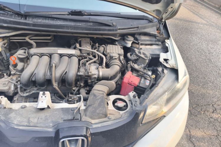 Used Honda Fit 2014 1.5L LX CVT Comfort Model Engine Bay Left