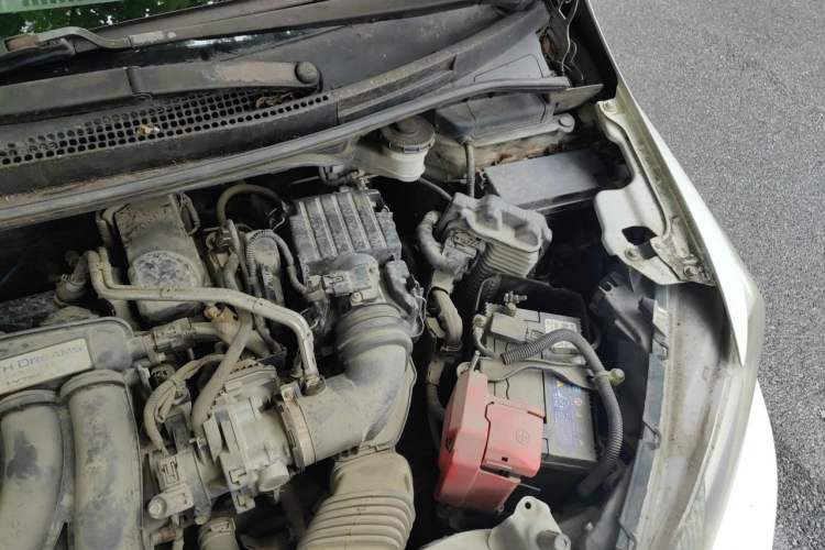 Used Honda Fit 2014 1.5L LX CVT Comfort Model Engine Bay Left