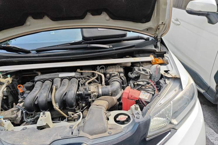 Used Honda Fit 2014 1.5L LX CVT Comfort Model Engine Bay Left