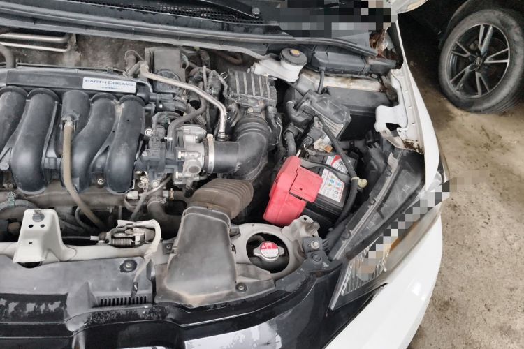 Used Honda Fit 2014 1.5L SE CVT Fashion Model Engine Bay Left