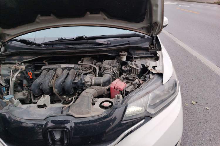 Used Honda Fit 2014 1.5L LX CVT Comfort Model Engine Bay Left