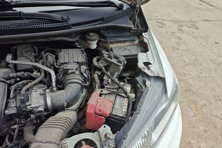 Used Honda Fit 2014 1.5L LX CVT Comfort Model Engine Bay Left