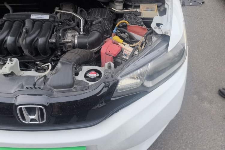 Used Honda Fit 2014 1.5L LX CVT Comfort Model Engine Bay Left