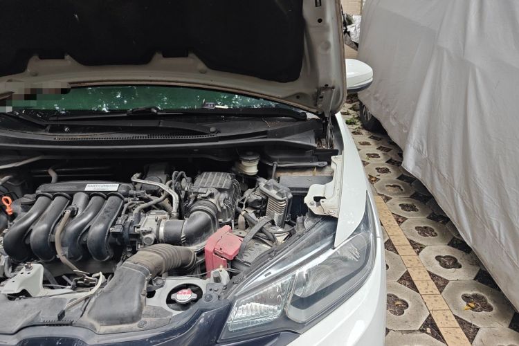 Used Honda Fit 2014 1.5L LX CVT Comfort Model Engine Bay Left
