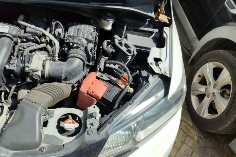 Used Honda Fit 2014 1.5L LX Manual Comfort Model Engine Bay Left