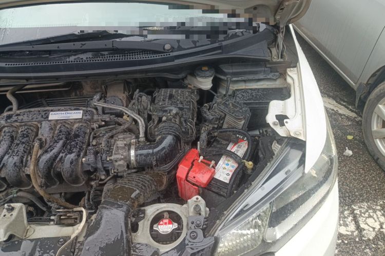 Used Honda Fit 2014 1.5L EXLI CVT Leading Model Engine Bay Left