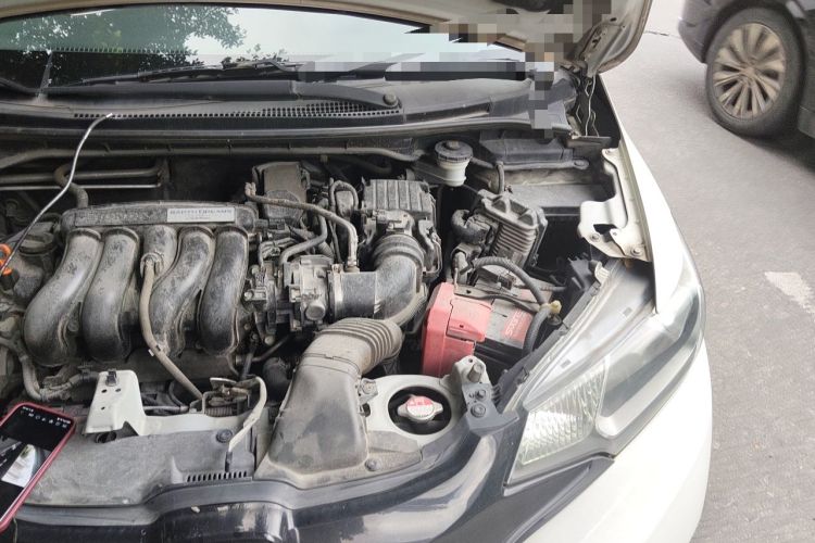 Used Honda Fit 2014 1.5L LX CVT Comfort Model Engine Bay Left