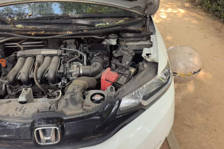 Used Honda Fit 2014 1.5L LX CVT Comfort Model Engine Bay Left