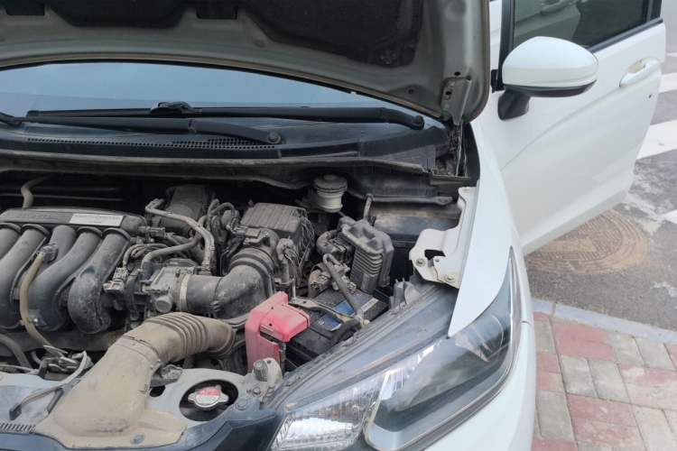 Used Honda Fit 2014 1.5L LX CVT Comfort Model Engine Bay Left