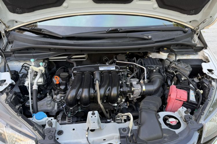 Used Honda Fit 2014 1.5L EXLI CVT Leading Model Engine Bay