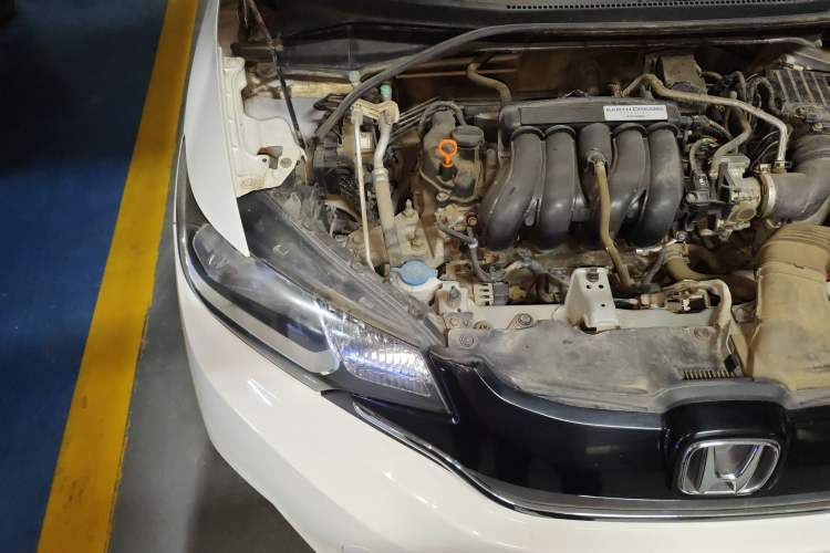 Used Honda Fit 2014 1.5L LX CVT Comfort Model Engine Bay Right