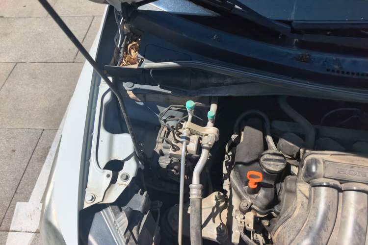 Used Honda Fit 2014 1.5L LX CVT Comfort Model Engine Bay Right