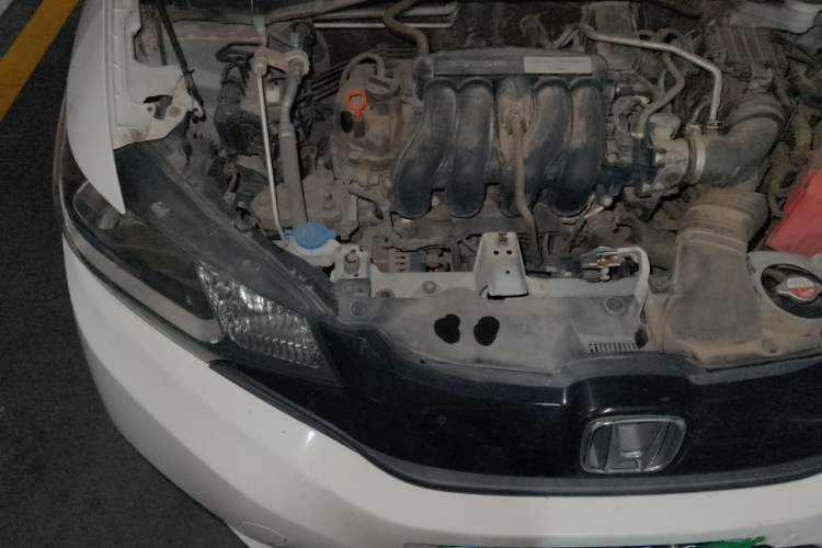 Used Honda Fit 2014 1.5L SE CVT Fashion Model Engine Bay Right