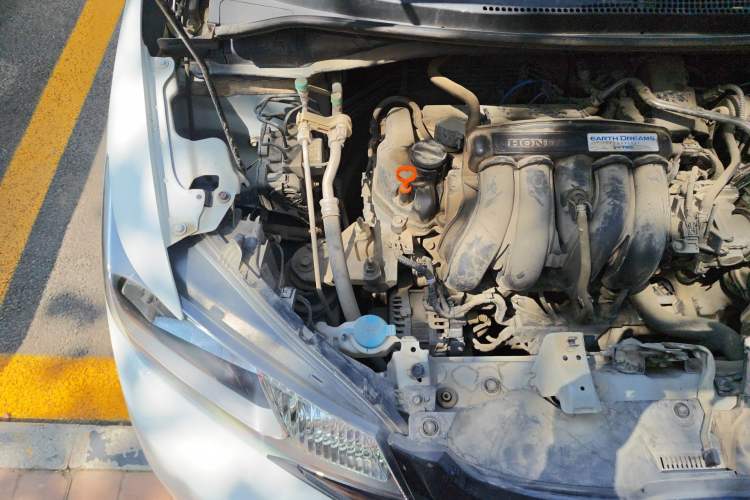 Used Honda Fit 2014 1.5L LX CVT Comfort Model Engine Bay Right