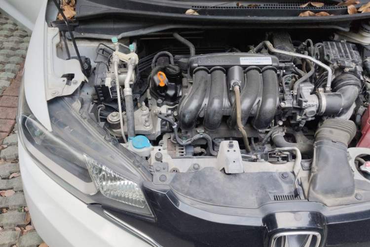 Used Honda Fit 2014 1.5L EXLI CVT Leading Model Engine Bay Right