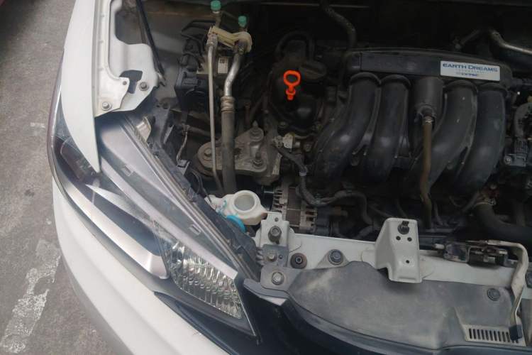 Used Honda Fit 2014 1.5L LX CVT Comfort Model Engine Bay Right