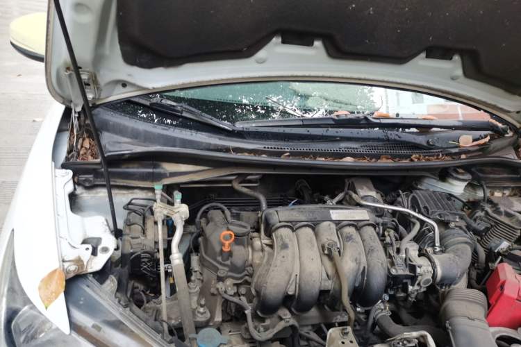 Used Honda Fit 2014 1.5L LX CVT Comfort Model Engine Bay Right