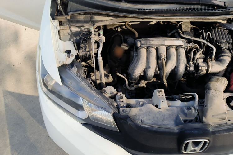 Used Honda Fit 2014 1.5L LX CVT Comfort Model Engine Bay Right