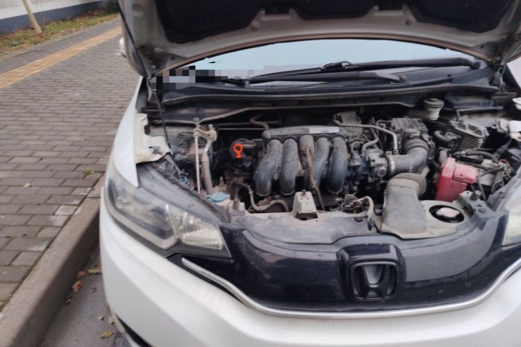Used Honda Fit 2014 1.5L LX CVT Comfort Model Engine Bay Right