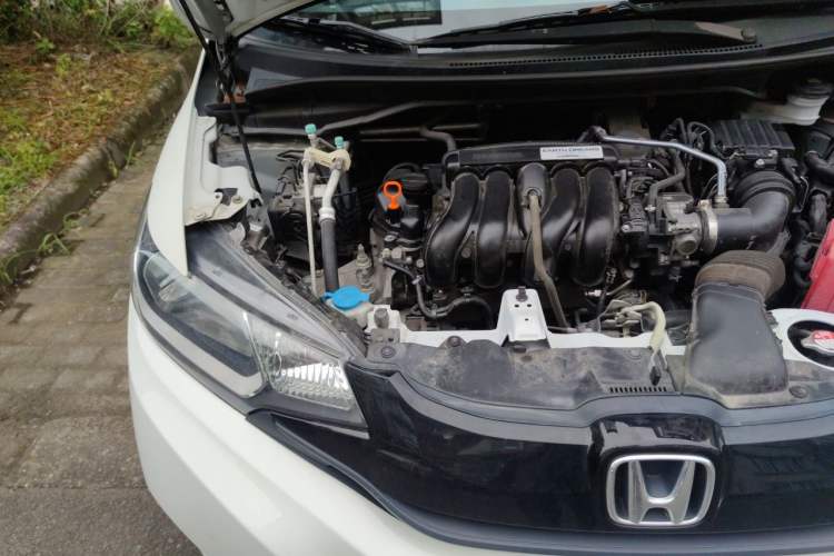 Used Honda Fit 2014 1.5L LX CVT Comfort Model Engine Bay Right