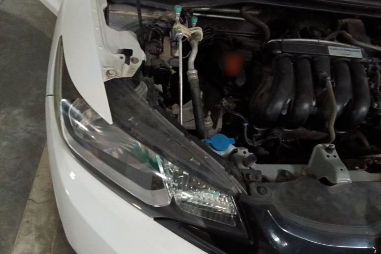 Used Honda Fit 2014 1.5L LX CVT Comfort Model Engine Bay Right
