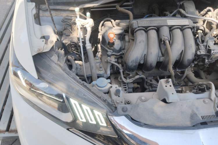 Used Honda Fit 2014 1.5L LX CVT Comfort Model Engine Bay Right