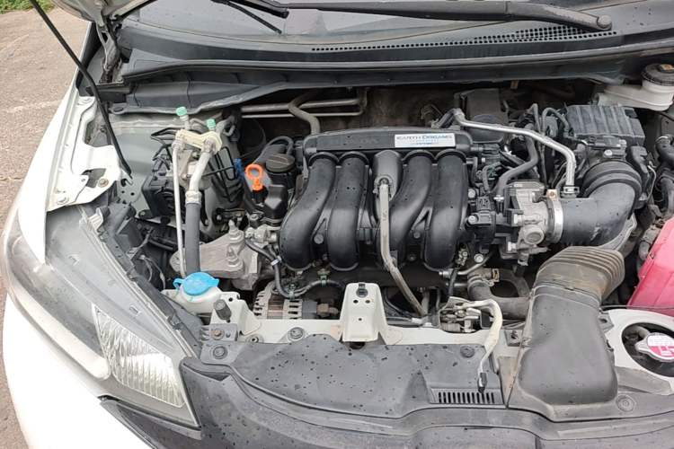 Used Honda Fit 2014 1.5L LX CVT Comfort Model Engine Bay Right