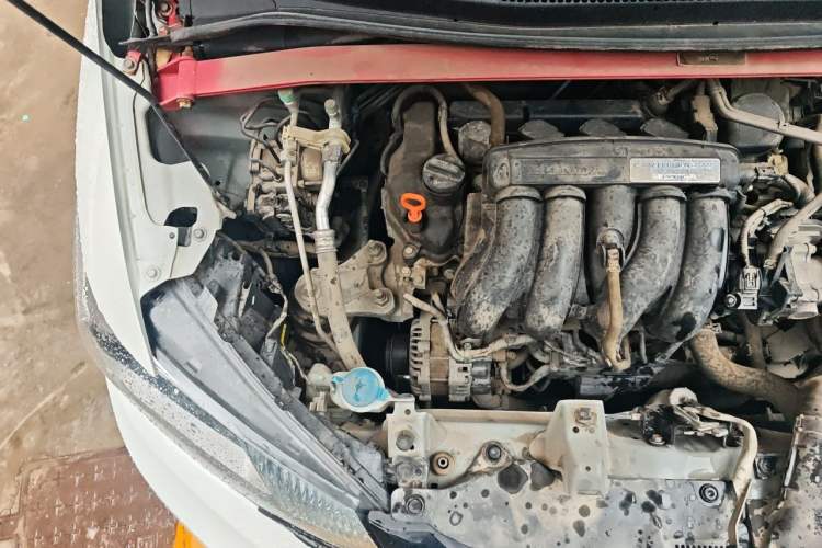 Used Honda Fit 2014 1.5L LX CVT Comfort Model Engine Bay Right