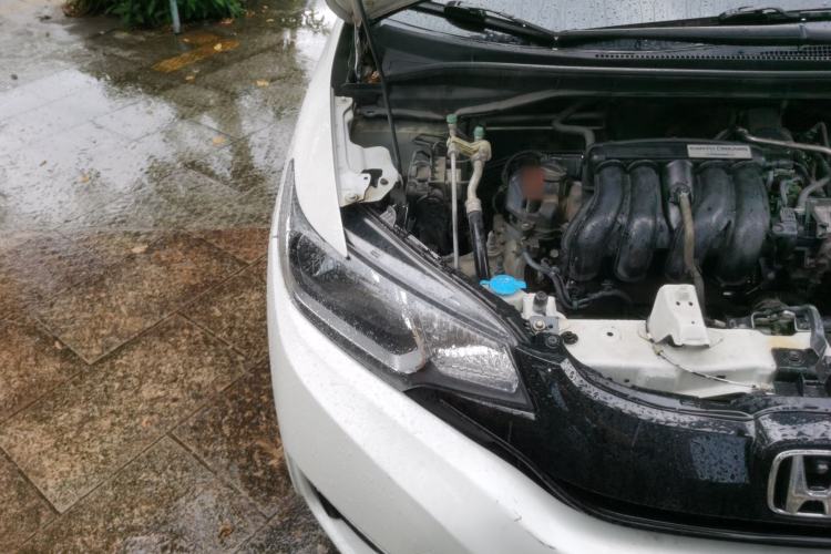 Used Honda Fit 2014 1.5L LX CVT Comfort Model Engine Bay Right