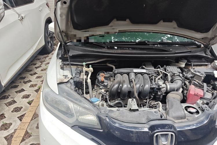 Used Honda Fit 2014 1.5L LX CVT Comfort Model Engine Bay Right