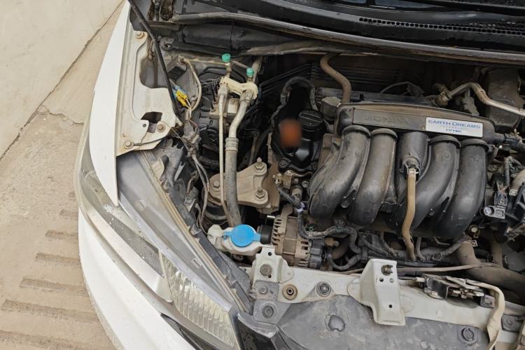 Used Honda Fit 2014 1.5L SE CVT Fashion Model Engine Bay Right