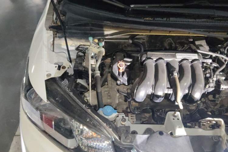 Used Honda Fit 2014 1.5L LX Manual Comfort Model Engine Bay Right