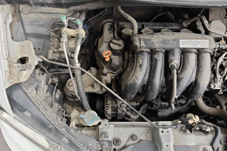 Used Honda Fit 2014 1.5L SE CVT Fashion Model Engine Bay Right