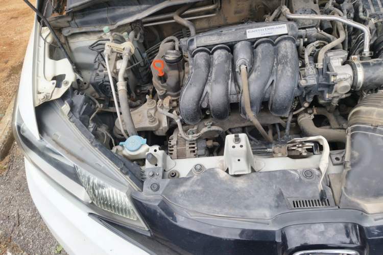 Used Honda Fit 2014 1.5L LX CVT Comfort Model Engine Bay Right