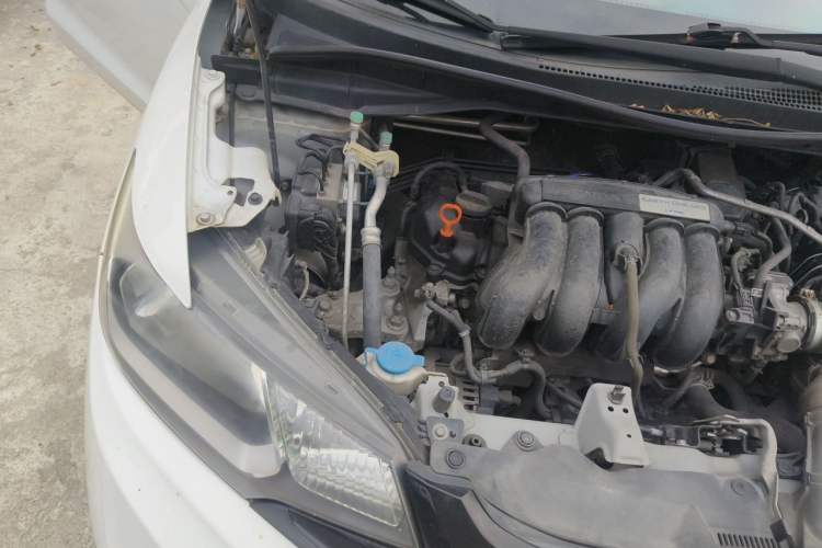 Used Honda Fit 2014 1.5L LX CVT Comfort Model Engine Bay Right
