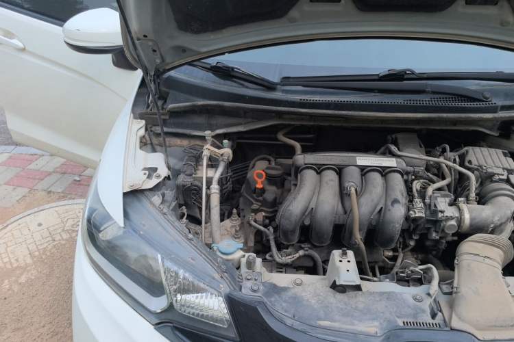Used Honda Fit 2014 1.5L LX CVT Comfort Model Engine Bay Right