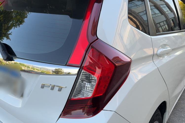 Used Honda Fit 2014 1.5L EXLI CVT Leading Model Exterior 10