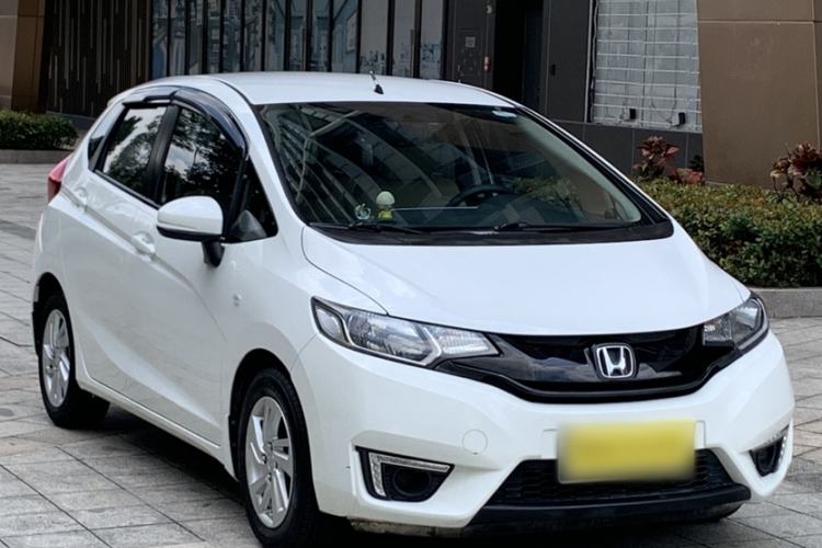 Used Honda Fit 2014 1.5L LX CVT Comfort Model Exterior 2
