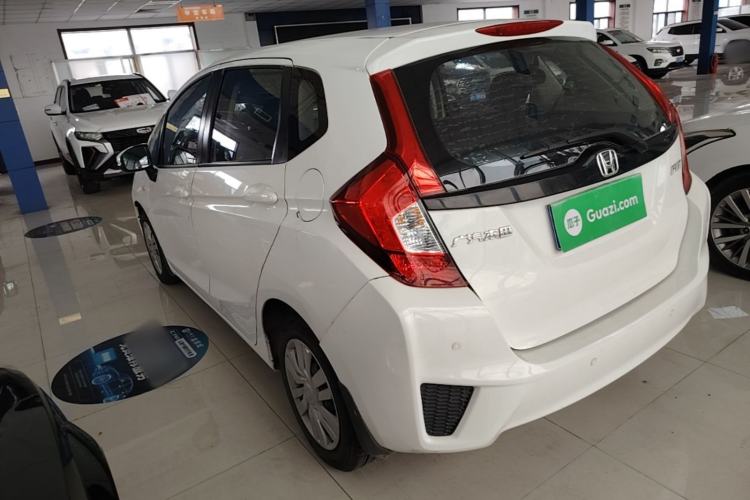 Used Honda Fit 2014 1.5L LX CVT Comfort Model Exterior 2