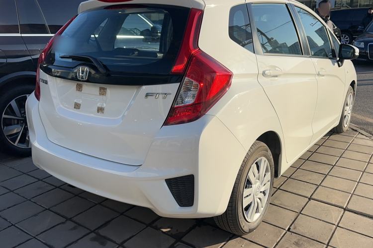 Used Honda Fit 2014 1.5L LX CVT Comfort Model Exterior 3