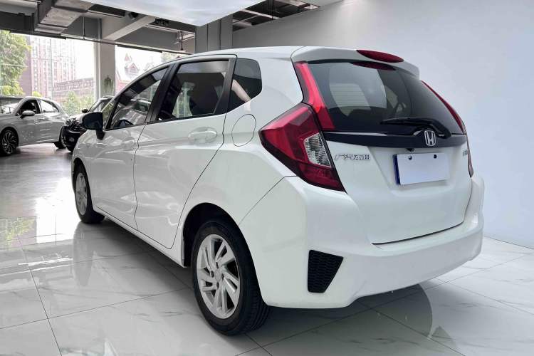 Used Honda Fit 2014 1.5L LX CVT Comfort Model Exterior 4