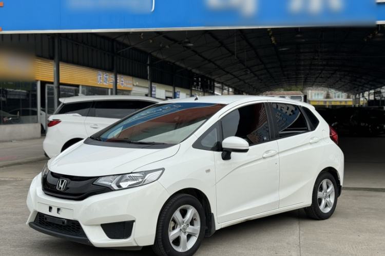 Used Honda Fit 2014 1.5L LX CVT Comfort Model Exterior 4