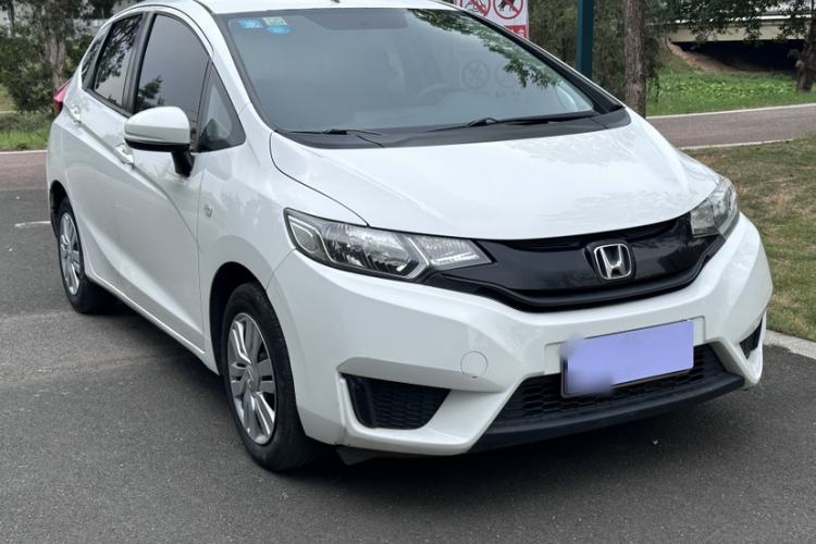 Used Honda Fit 2014 1.5L LX CVT Comfort Model Exterior 4