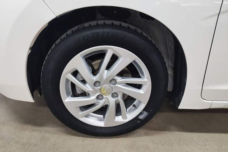 Used Honda Fit 2014 1.5L LX CVT Comfort Model Exterior 4
