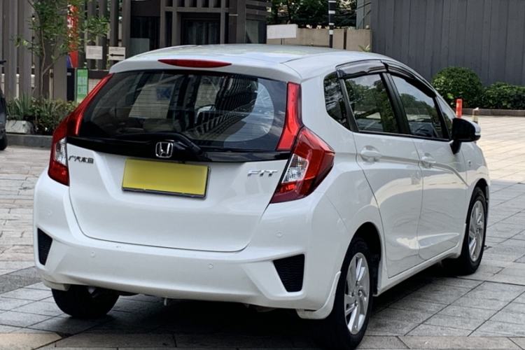 Used Honda Fit 2014 1.5L LX CVT Comfort Model Exterior 4