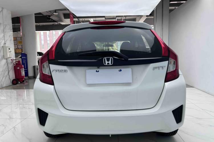 Used Honda Fit 2014 1.5L LX CVT Comfort Model Exterior 5